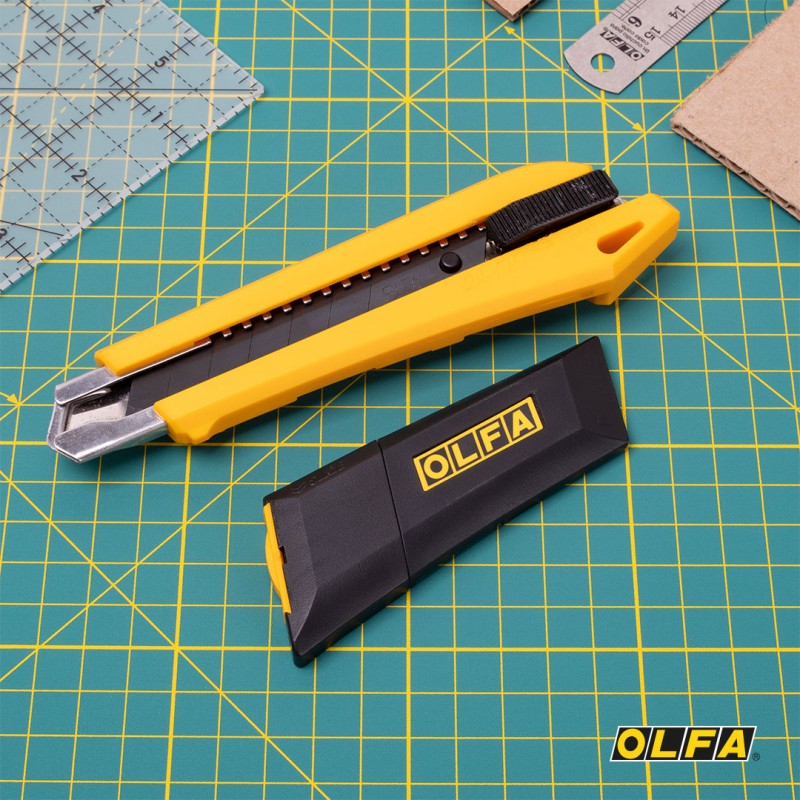 CUCHILLO OLFA INDUSTRIAL 18 MM CONTENEDOR REPUESTOS USADOS - 4