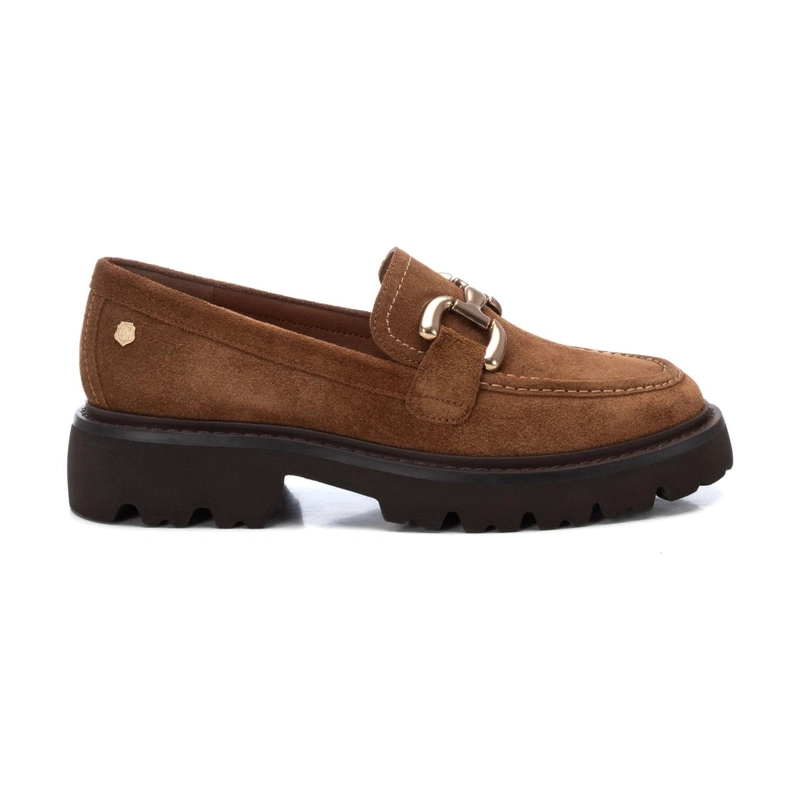 MOCASINES MUJER CUERO CON HEBILLA DORADA BEIGE CARMELA - 2