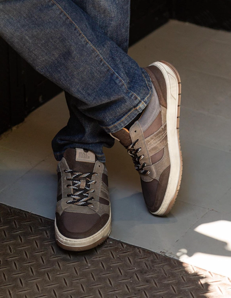 ZAPATILLAS URBANAS HOMBRE CUERO Y TEXTIL LOCHEM GRIS BULLBOXER - 1
