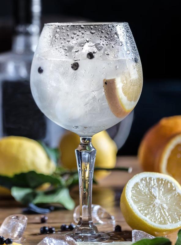 GINEBRA LONDON DRY LUXARDO BOTELLA VIDRIO - 2
