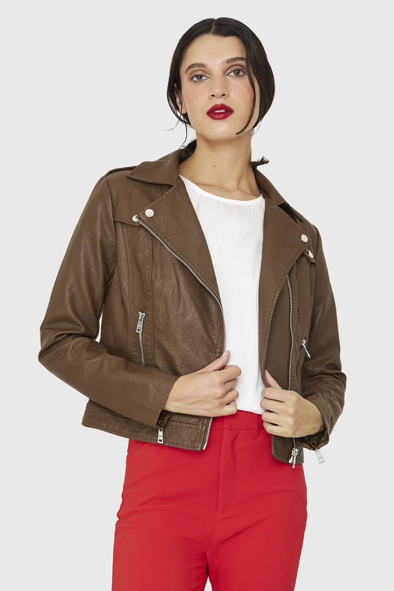 CHAQUETA BIKER ECOCUERO CORTA CAFE NICOPOLY - 5