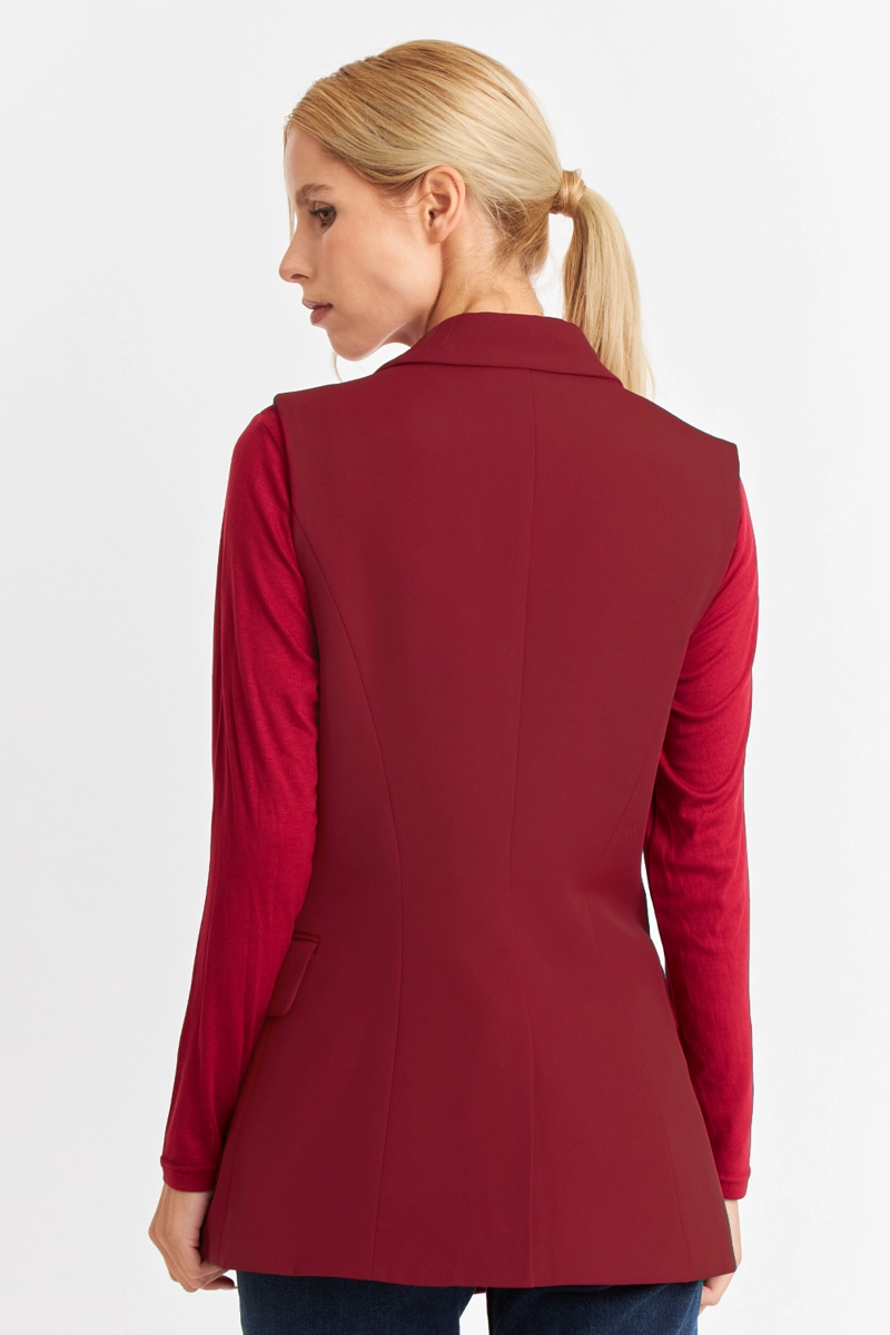 BLAZER SIN MANGAS BOTON BURDEOS NICOPOLY - 4