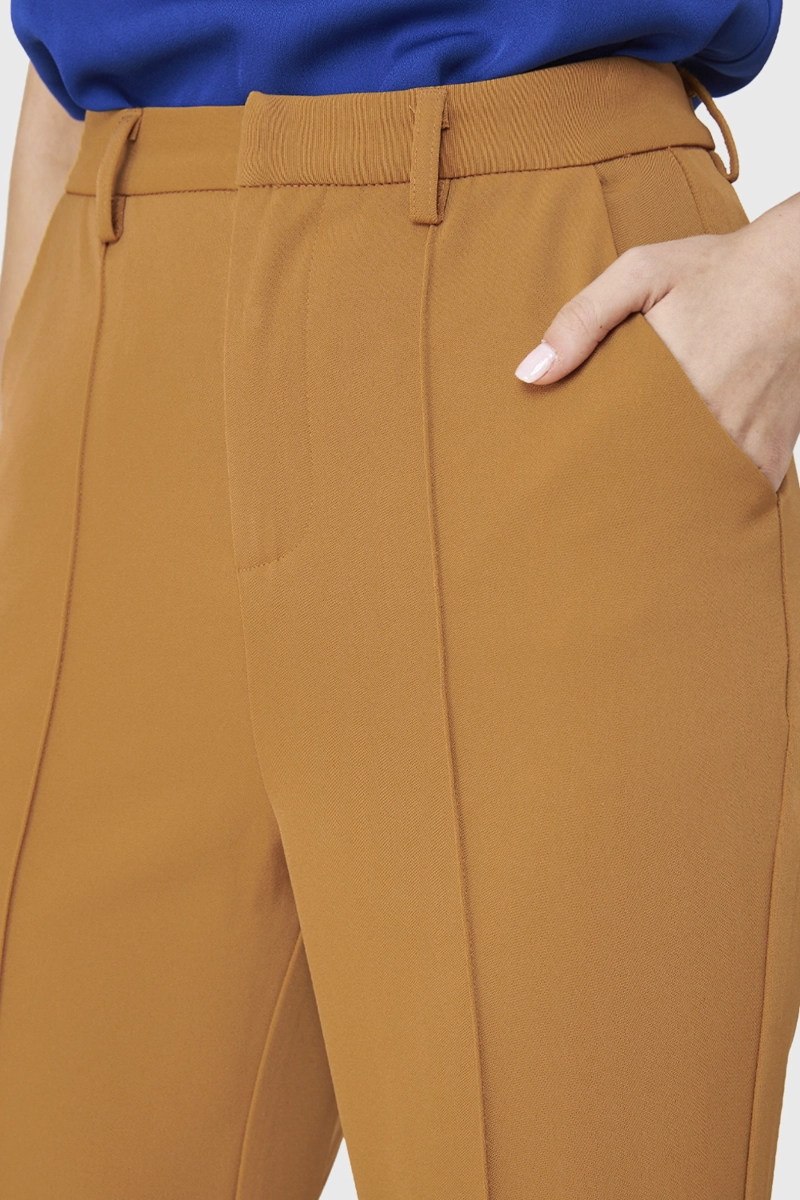 PANTALÓN MUJER NICOPOLY LÚCUMA CON COSTURAS FRONTALES RECTO - 6