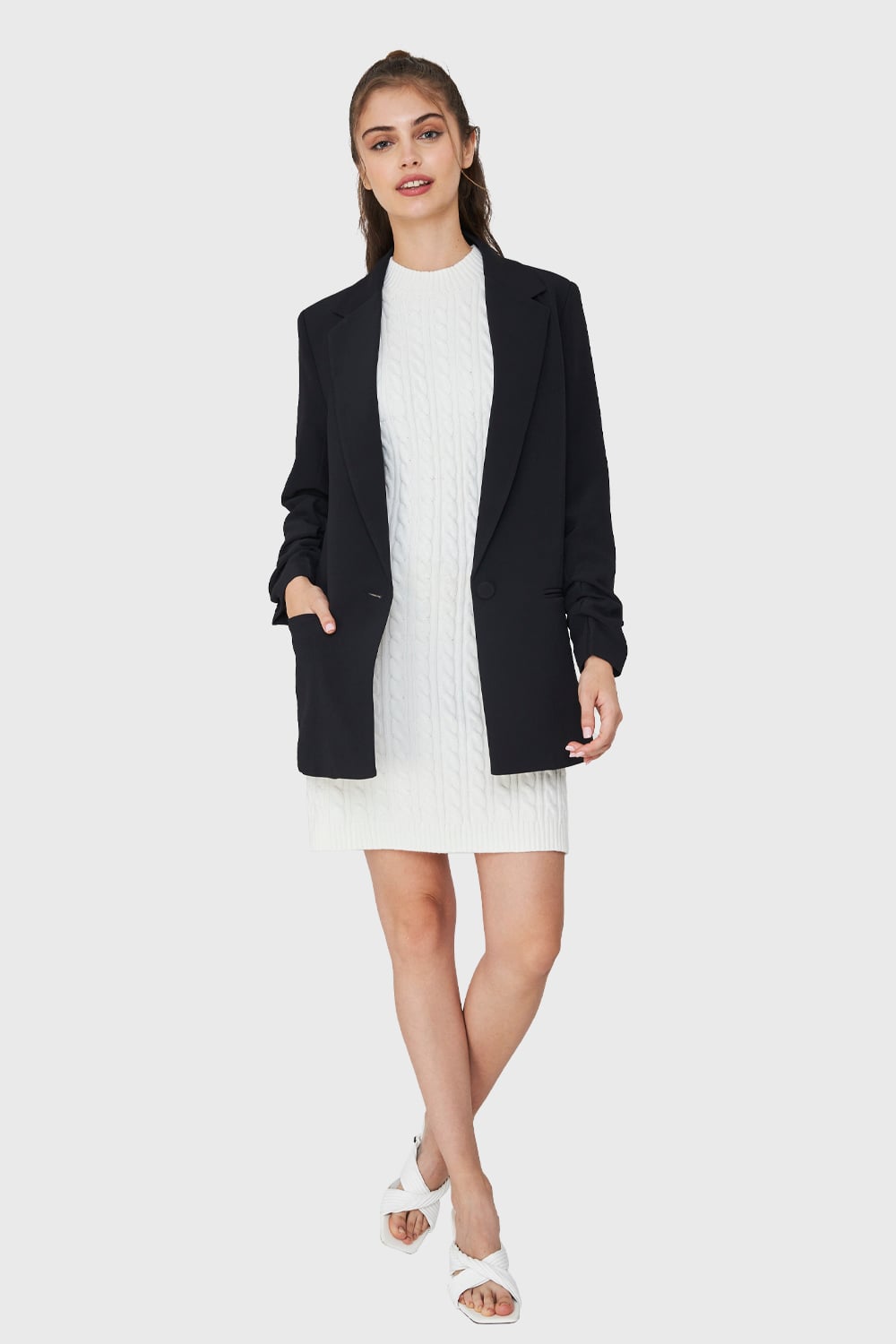 BLAZER LARGO MANGA DRAPEADA NEGRO NICOPOLY - 2