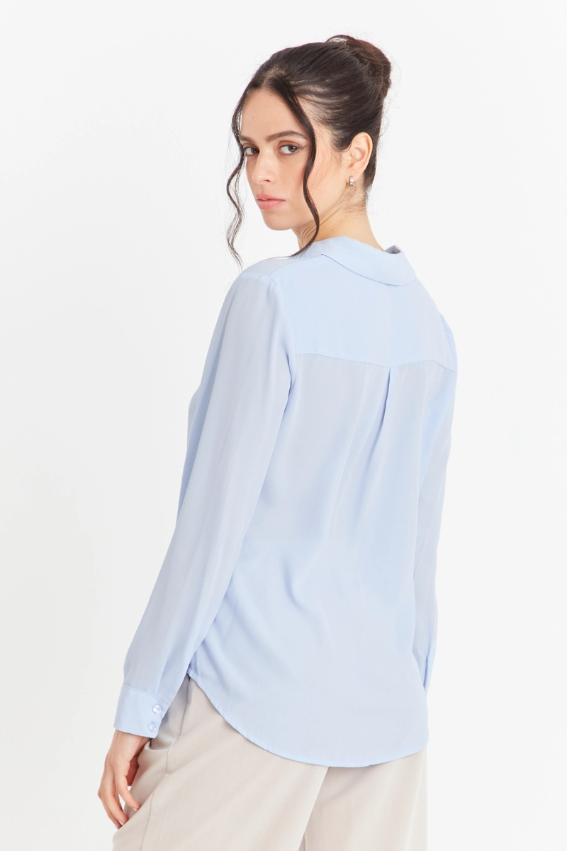 BLUSA BASICA BOTONERA INVISIBLE CELESTE NICOPOLY - 4