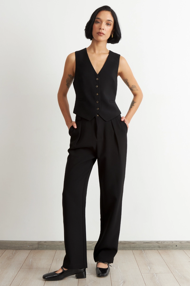 PANTALÓN MUJER NICOPOLY NEGRO CON PINZAS RECTO - 2