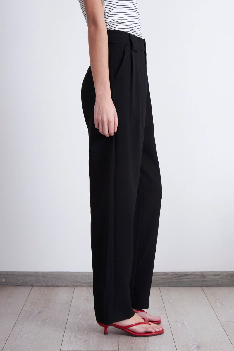 PANTALÓN MUJER NICOPOLY NEGRO CON PINZAS RECTO - 3