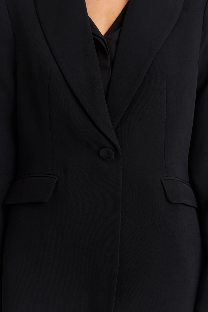 BLAZER BOLSILLOS Y BOTÓN NEGRO NICOPOLY - 6