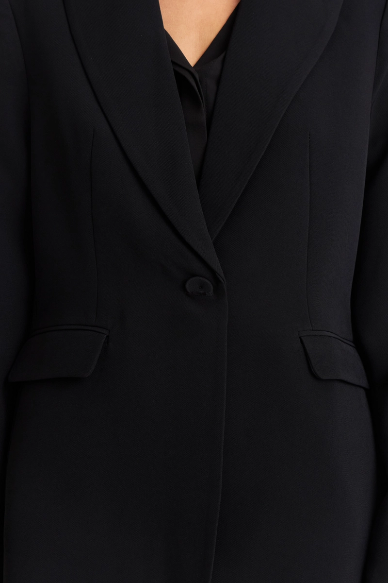 BLAZER BOLSILLOS Y BOTÓN NEGRO NICOPOLY - 6