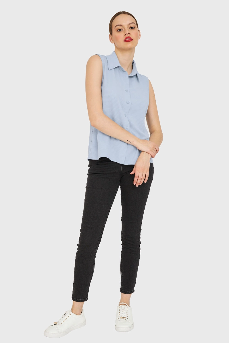 BLUSA SIN MANGAS CELESTE NICOPOLY - 2