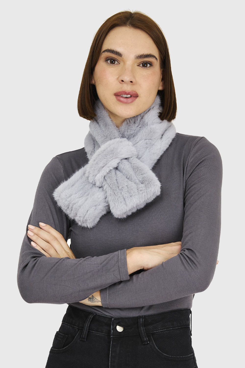 CUELLO TIPO PIEL GRIS NICOPOLY - 1