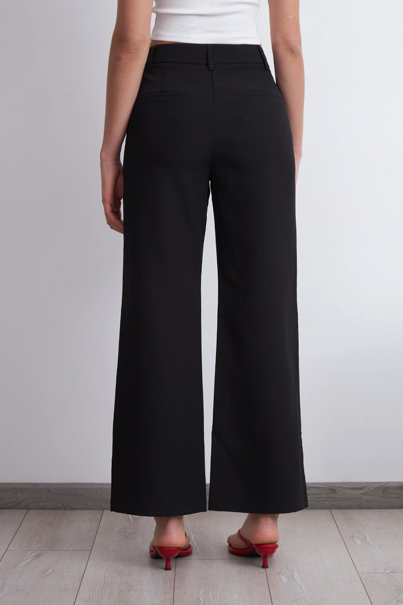 PANTALON BASICO NEGRO NICOPOLY - 4