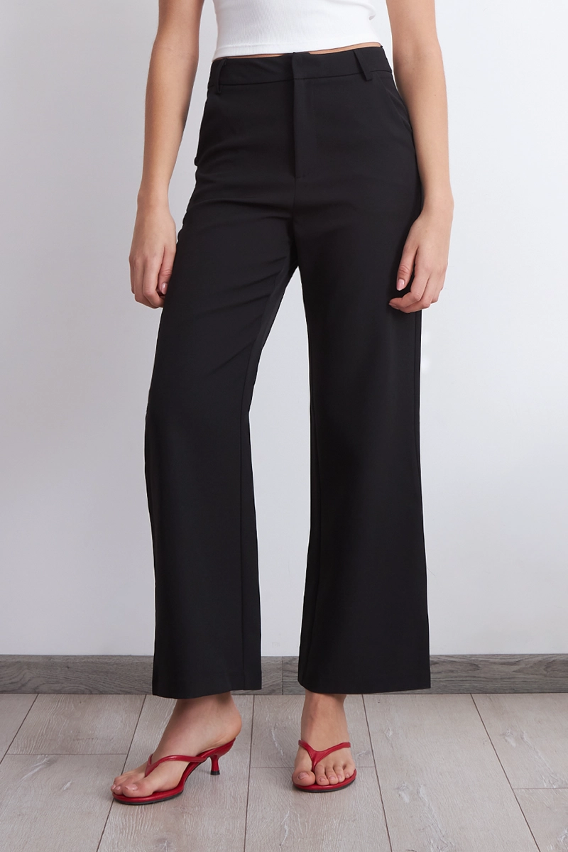 PANTALON BASICO NEGRO NICOPOLY - 5