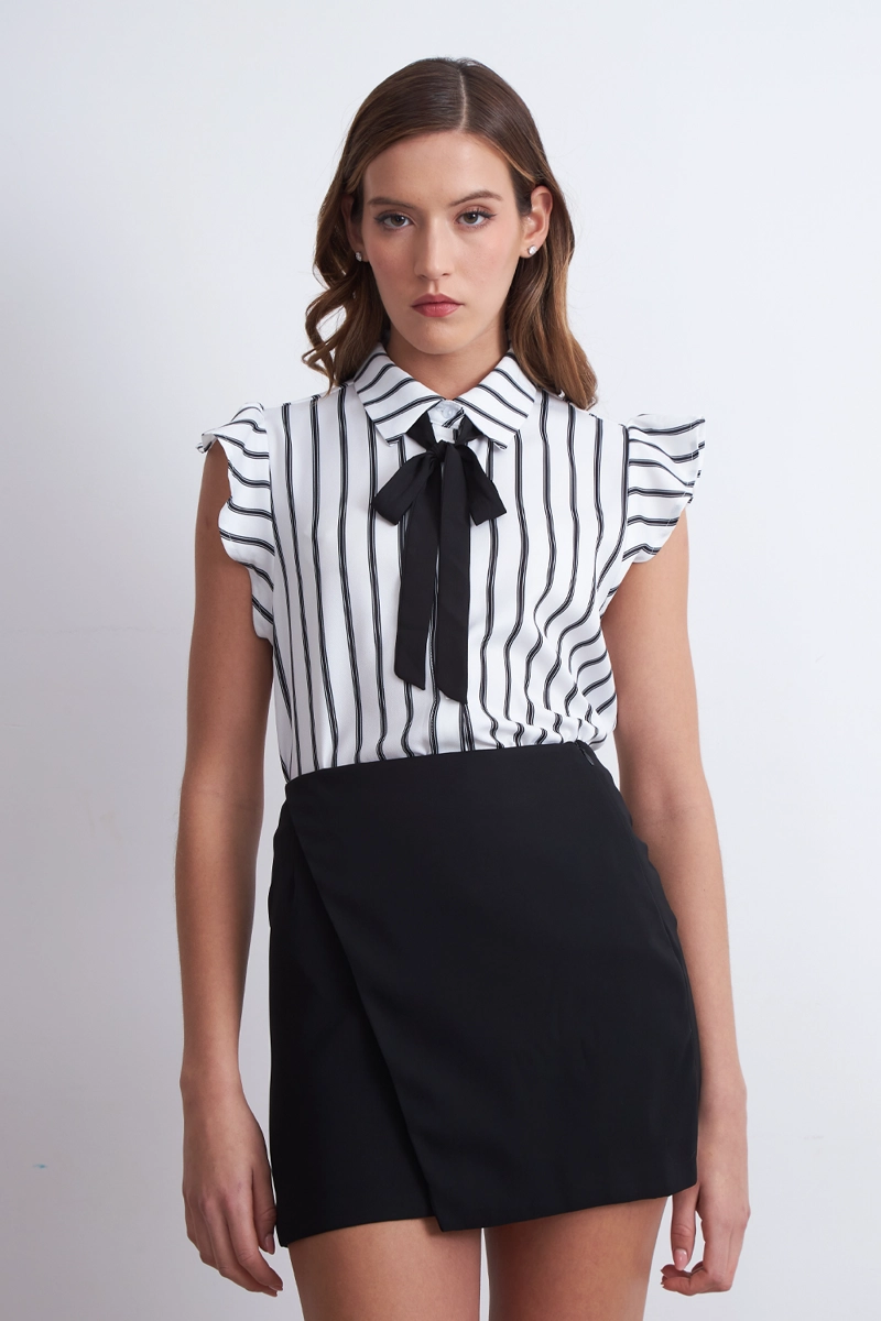 BLUSA RAYAS LAZO DESMONTABLE BLANCO NICOPOLY - 1