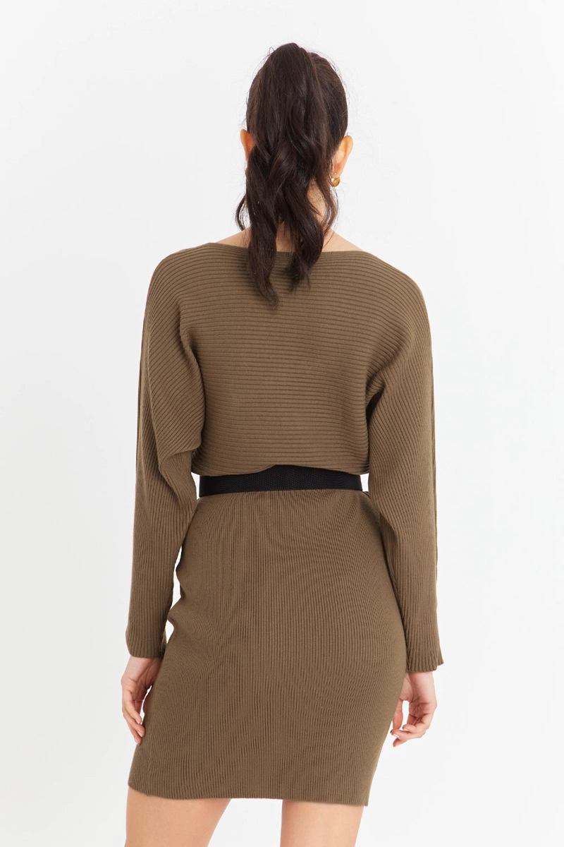 VESTIDO ACANALADO CAFE  CON CINTURON NICOPOLY - 5