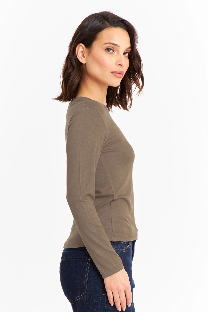 POLERA MANGA LARGA CUELLO REDONDO KHAKI NICOPOLY - 3