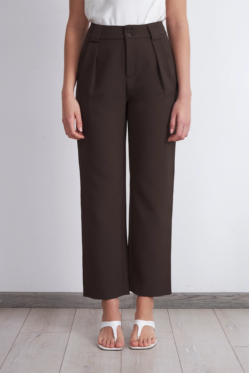 PANTALON RECTO CON PINZA MOCCA NICOPOLY - 1