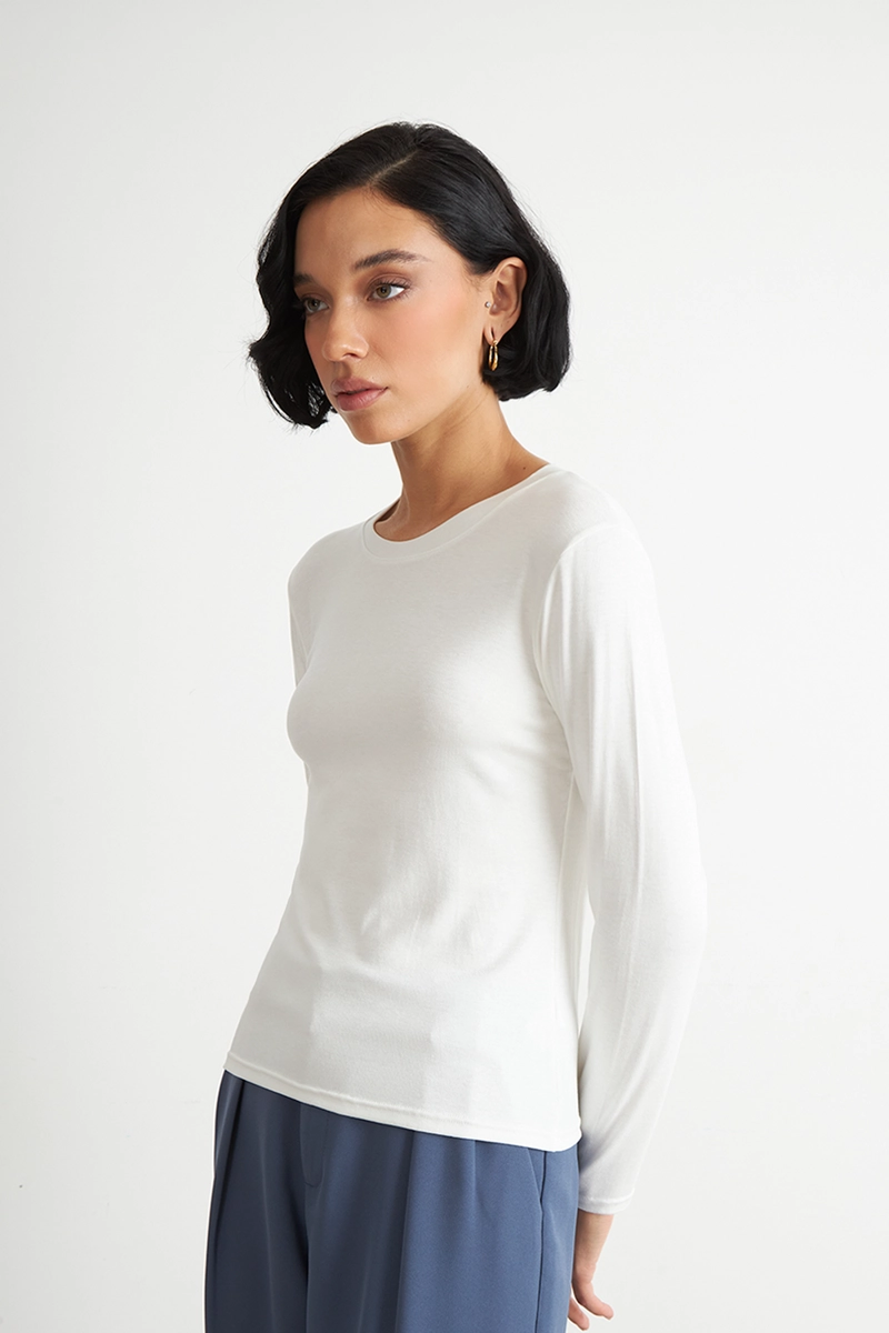 POLERA MANGA LARGA CUELLO REDONDO BLANCA NICOPOLY - 3