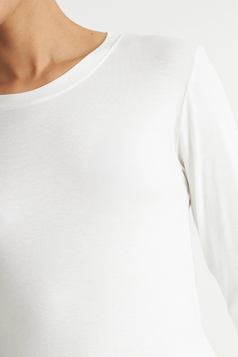 POLERA MANGA LARGA CUELLO REDONDO BLANCA NICOPOLY - 6