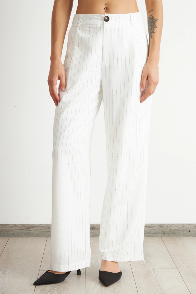 PANTALON DE PIERNA RECTA RAYA DIPLOMATICA BLANCO NICOPOLY - 1