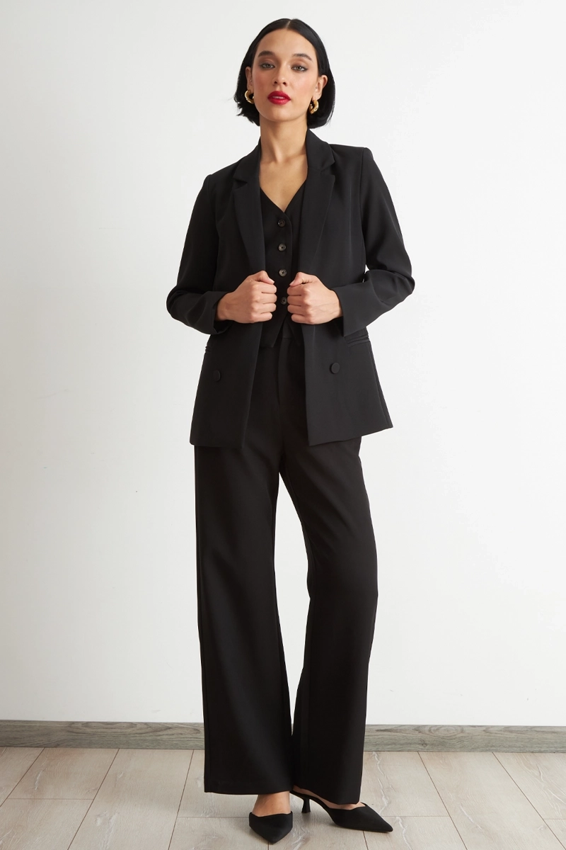 BLAZER BASICO DE TOPE NEGRO NICOPOLY - 2