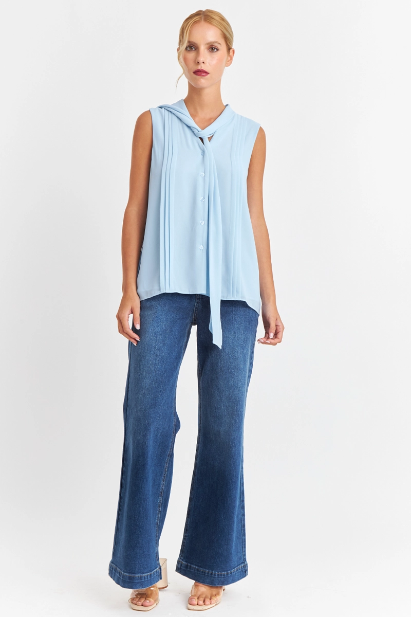 BLUSA CUELLO TIPO CORBATA CELESTE NICOPOLY - 2