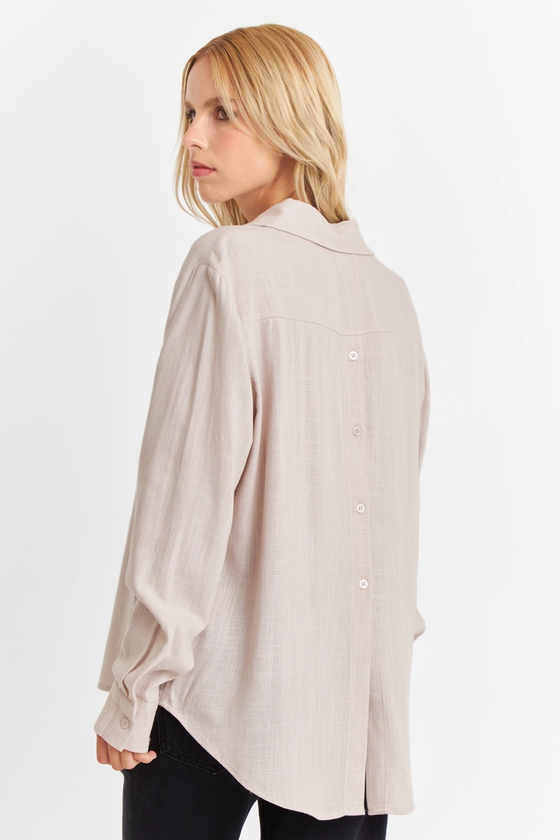 CAMISA BOTONERA ESPALDA KHAKI NICOPOLY - 4