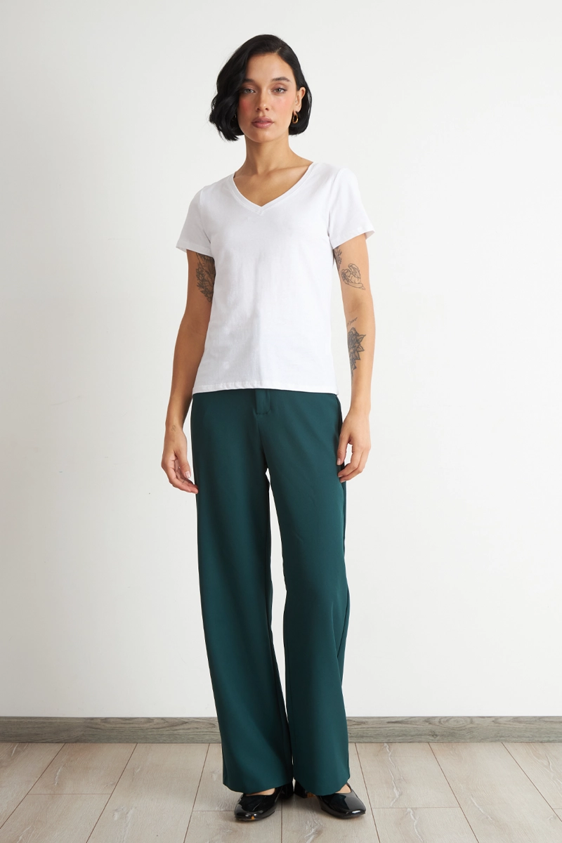 POLERA ESCOTE EN V BASICA BLANCO NICOPOLY - 2