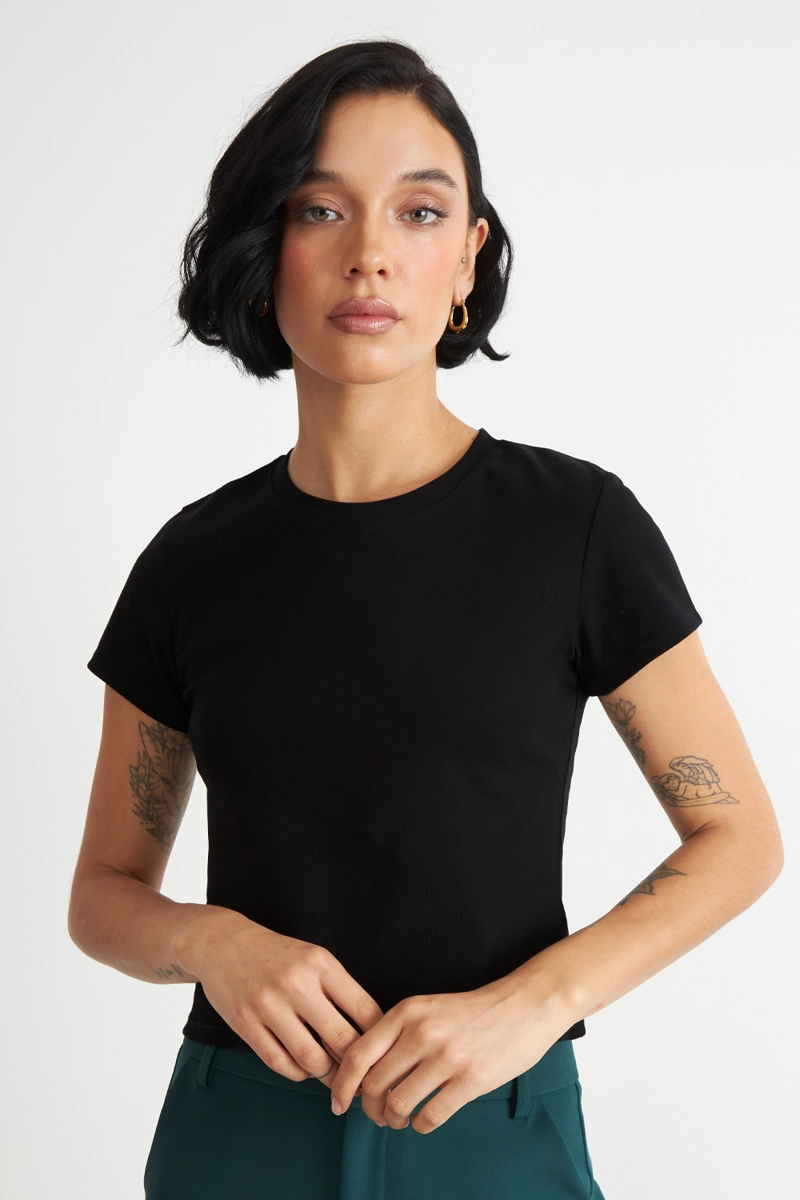 POLERA MANGA CORTA BASICA NEGRO NICOPOLY - 1