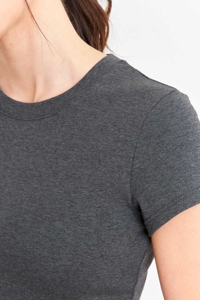POLERA MANGA CORTA BASICA GRIS GRAFITO NICOPOLY - 6