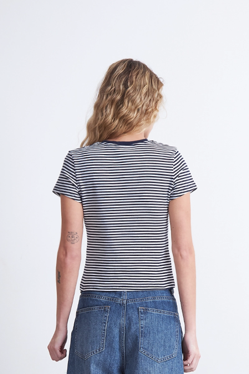 POLERA BASICA CUELLO REDONDO LINEAS AZUL MARINO MUJER NICOPOLY - 4