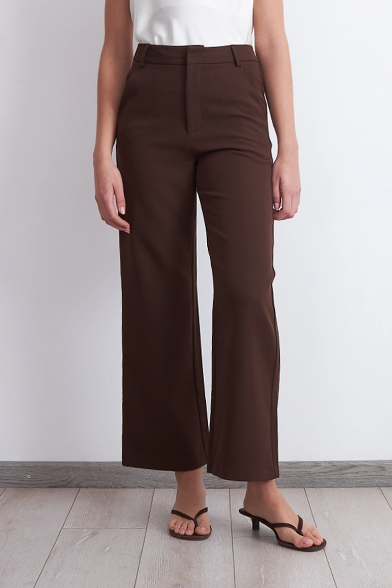 PANTALON BASICO CAFE NICOPOLY - 5