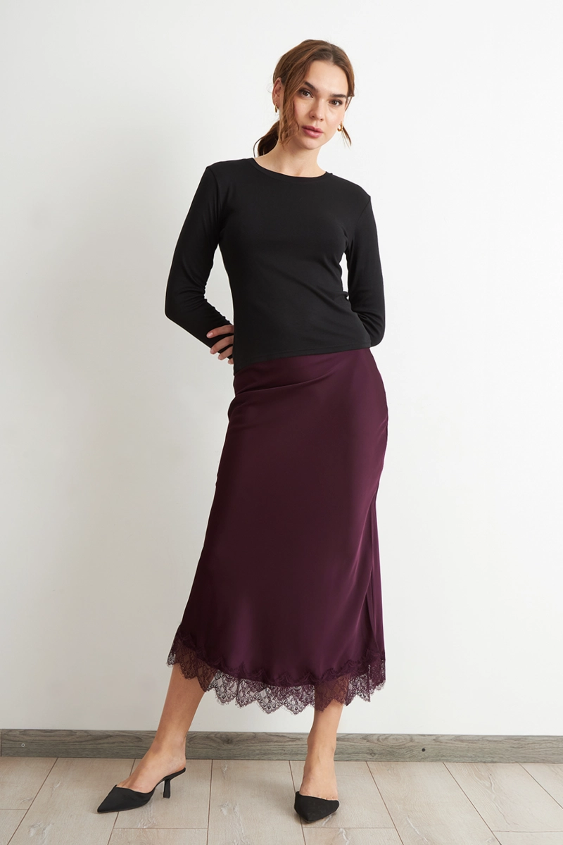 FALDA SATIN ENCAJE EN RUEDO BURDEO NICOPOLY - 2