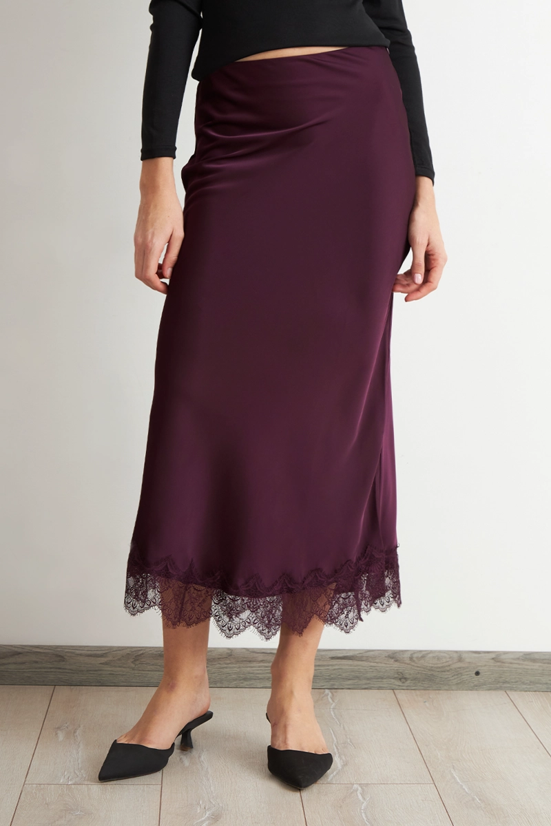 FALDA SATIN ENCAJE EN RUEDO BURDEO NICOPOLY - 6