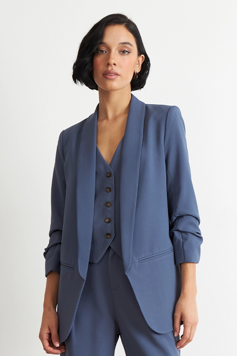 BLAZER MANGA 3/4 AJUSTADO CON SOLAPAS AZUL NICOPOLY - 1