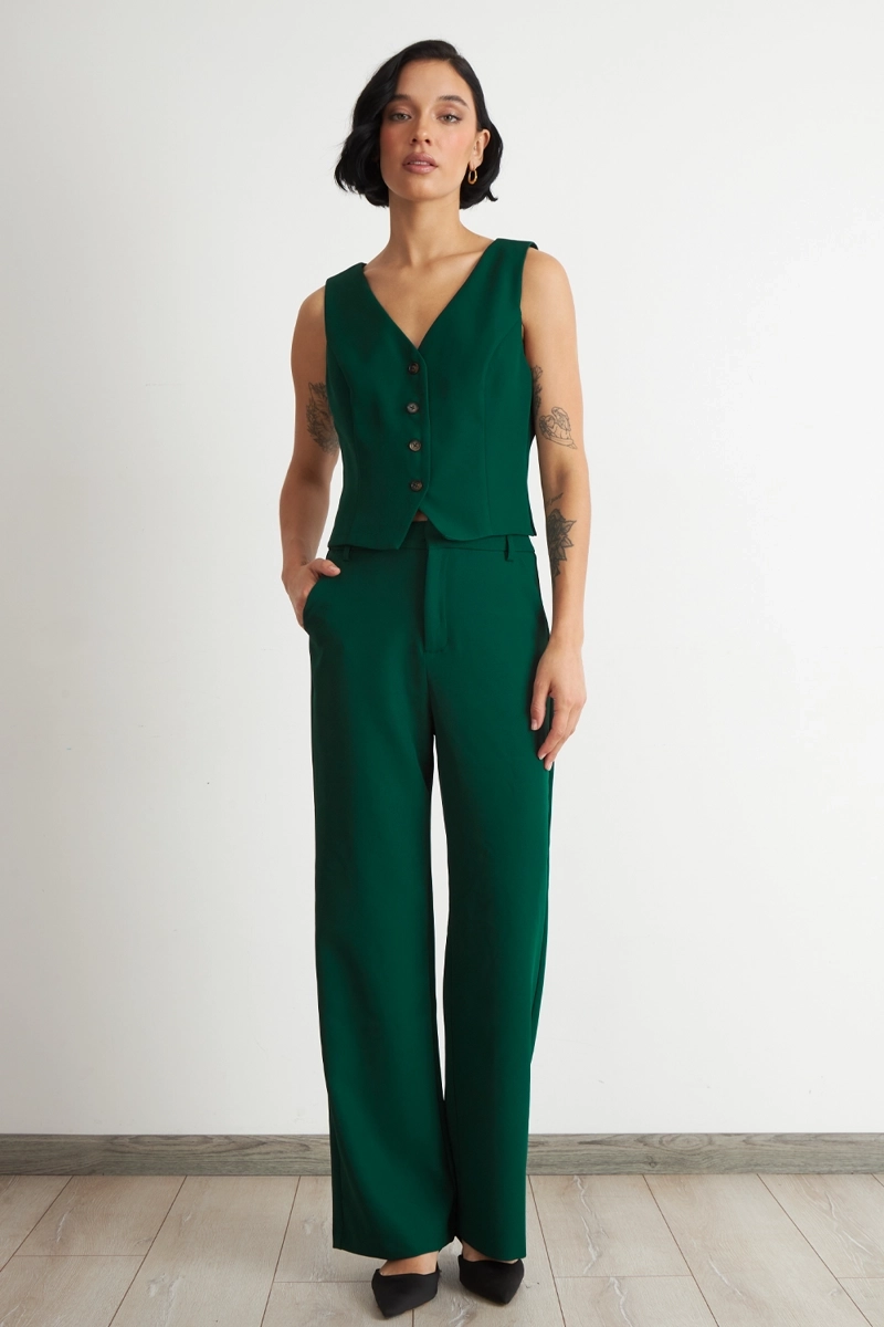 PANTALON BASICO VERDE NICOPOLY - 2