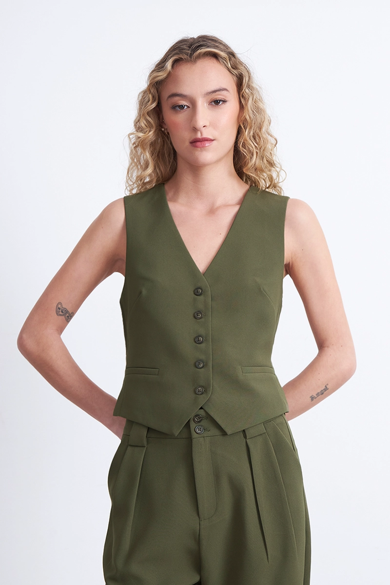 GILET BASICO AJUSTABLE OLIVA NICOPOLY - 1