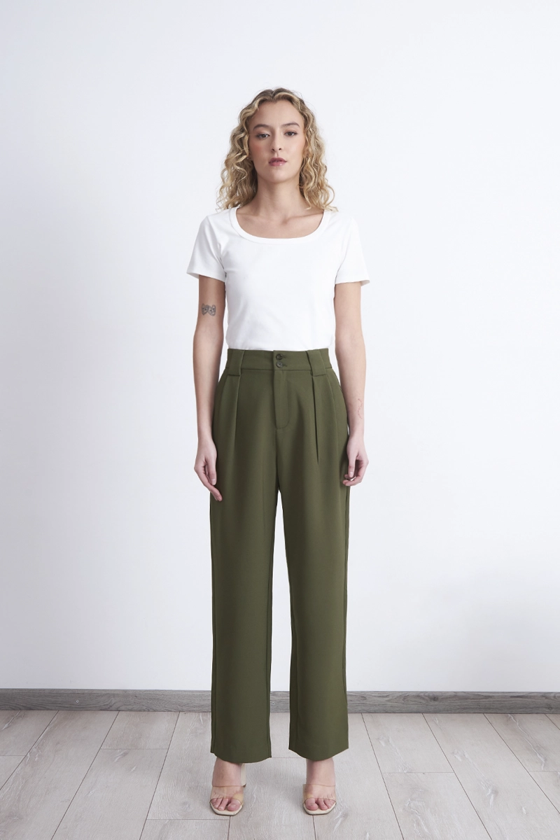 PANTALON RECTO CON PINZA OLIVA NICOPOLY - 2