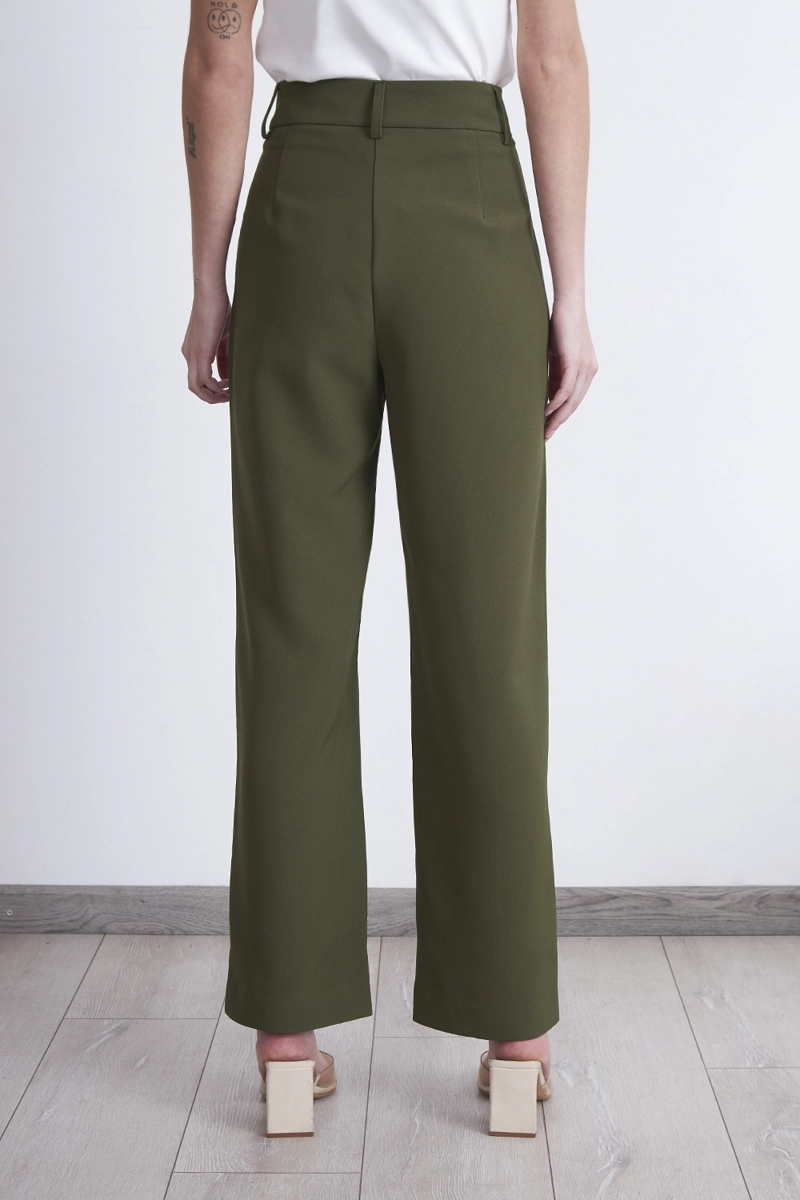 PANTALON RECTO CON PINZA OLIVA NICOPOLY - 4