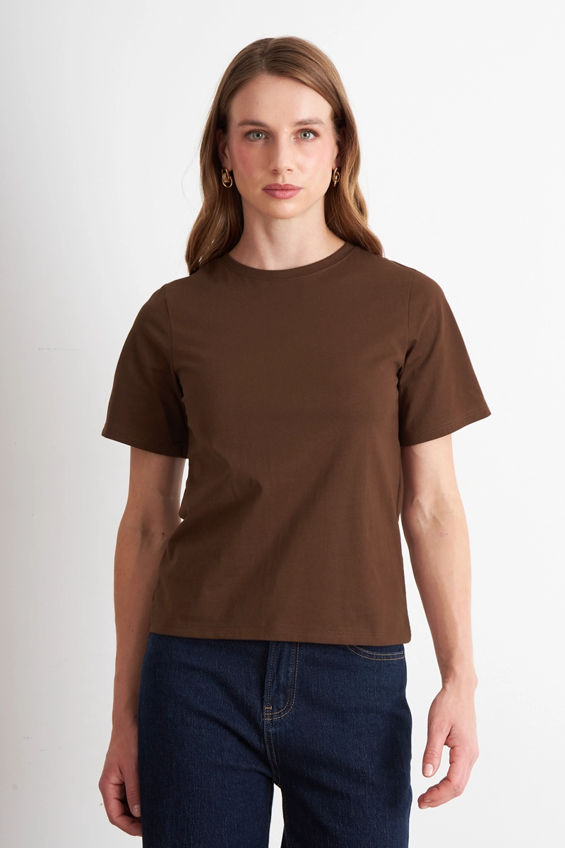 POLERA RECTA MANGA CORTA CAFE  NICOPOLY - 4
