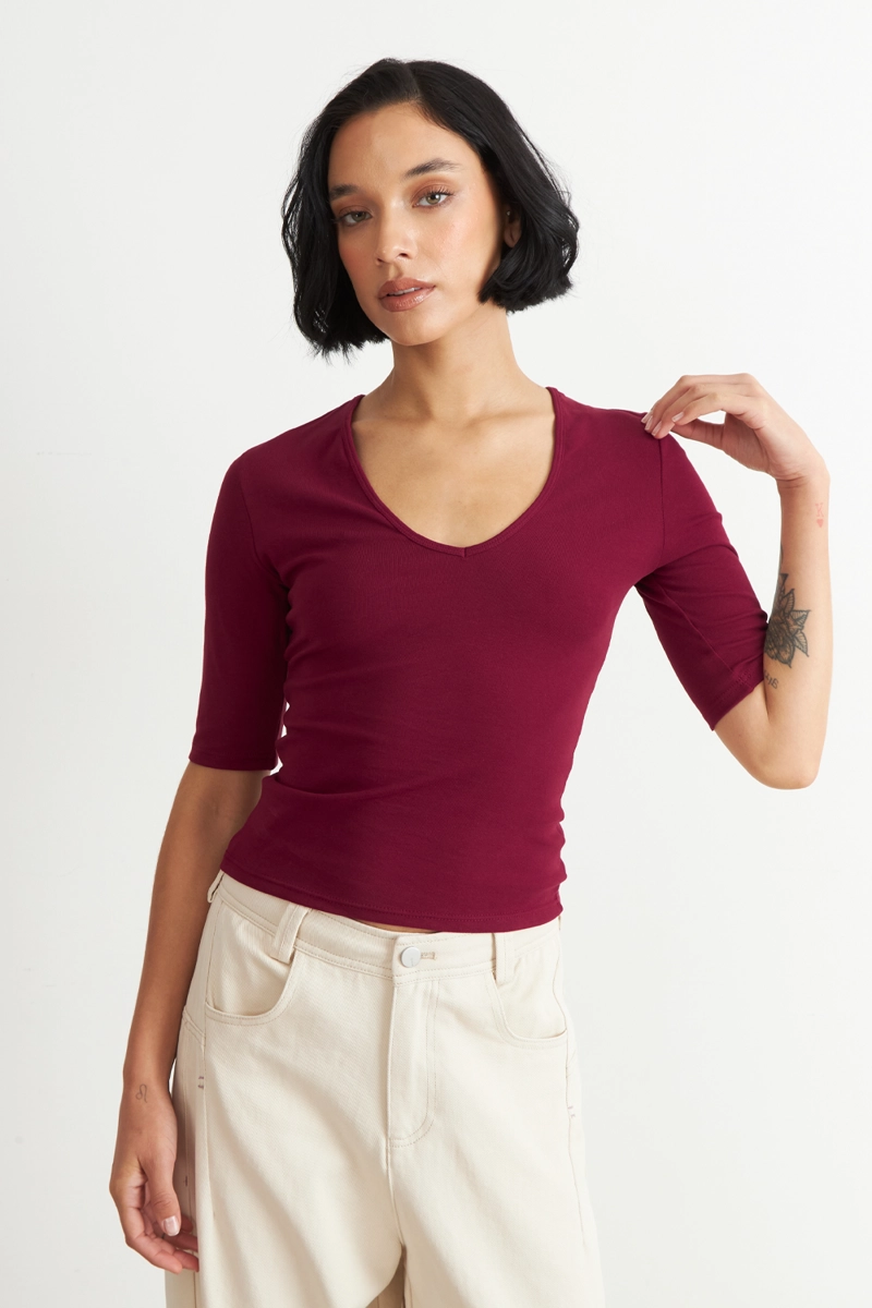 POLERA MANGA CORTA CUELLO TIPO U BURDEO NICOPOLY - 5