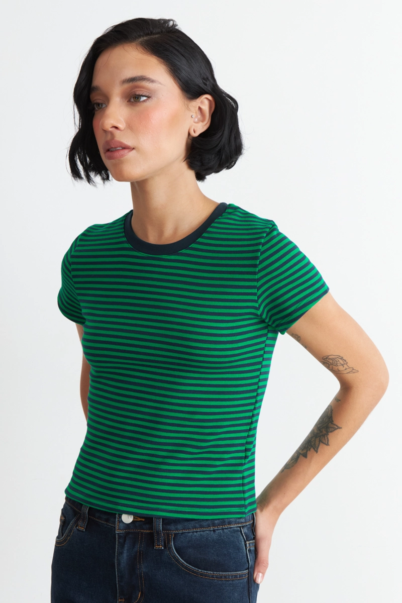 POLERA BASICA CUELLO REDONDO LINEAS VERDE MUJER NICOPOLY - 3