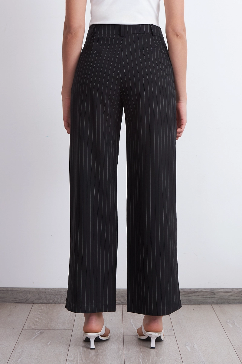 PANTALON DE PIERNA RECTA RAYA DIPLOMATICA NEGRO MUJER NICOPOLY - 4