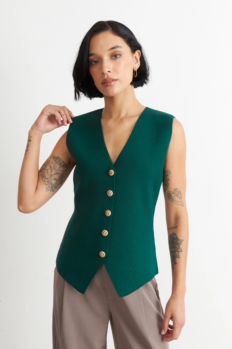 GILET LARGO CON BOTONES VERDE NICOPOLY - 1
