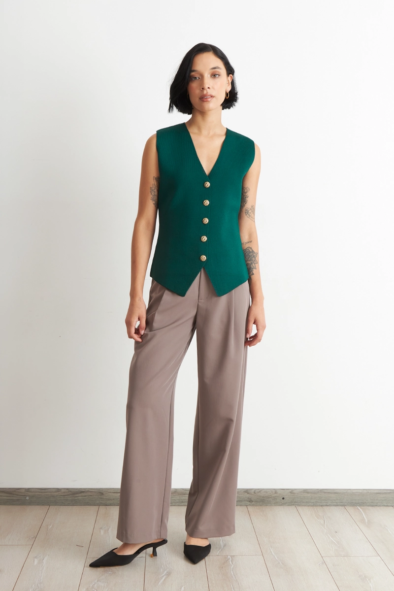 GILET LARGO CON BOTONES VERDE NICOPOLY - 2