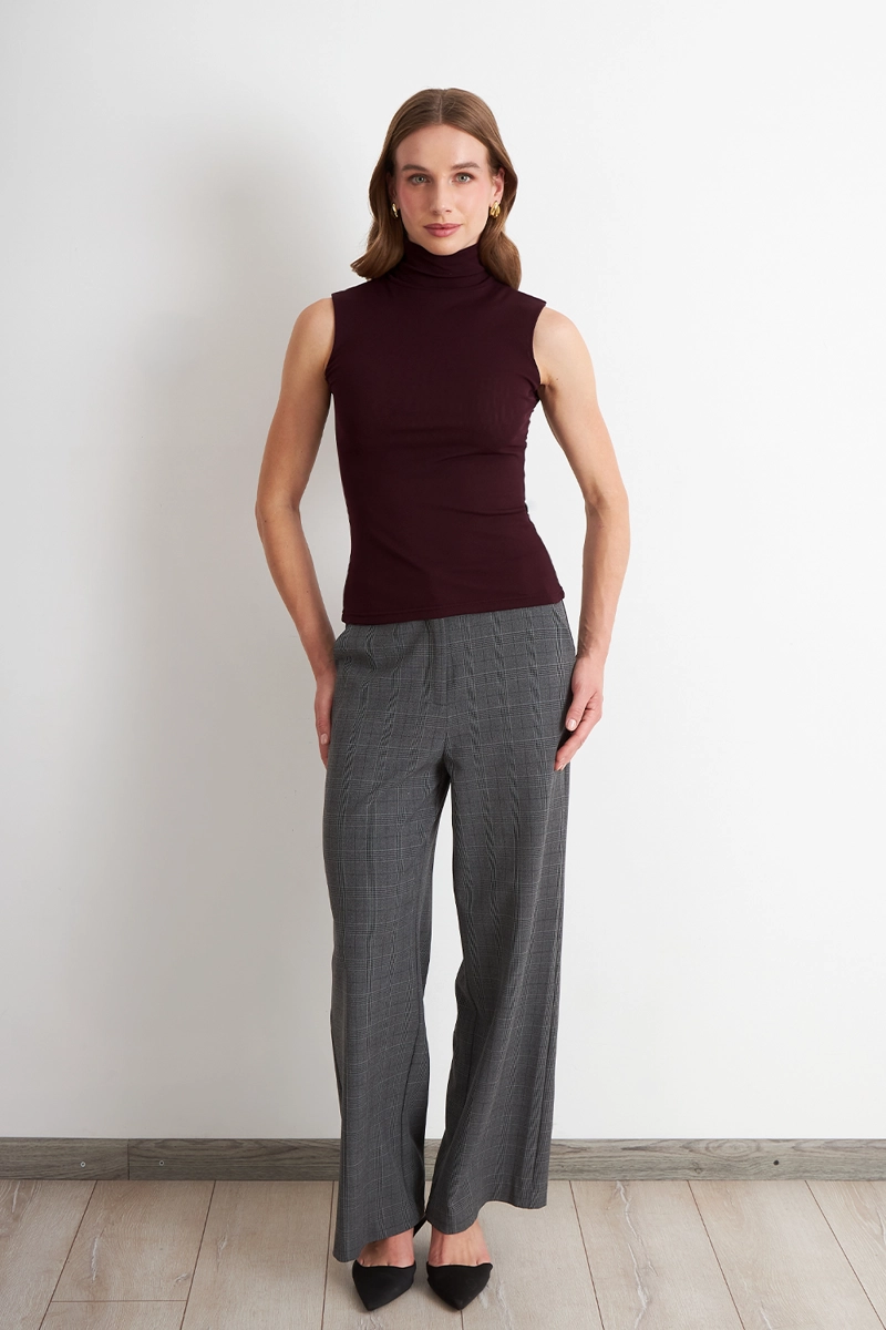 POLERA MALLA CUELLO ALTO BURDEO MUJER NICOPOLY - 2