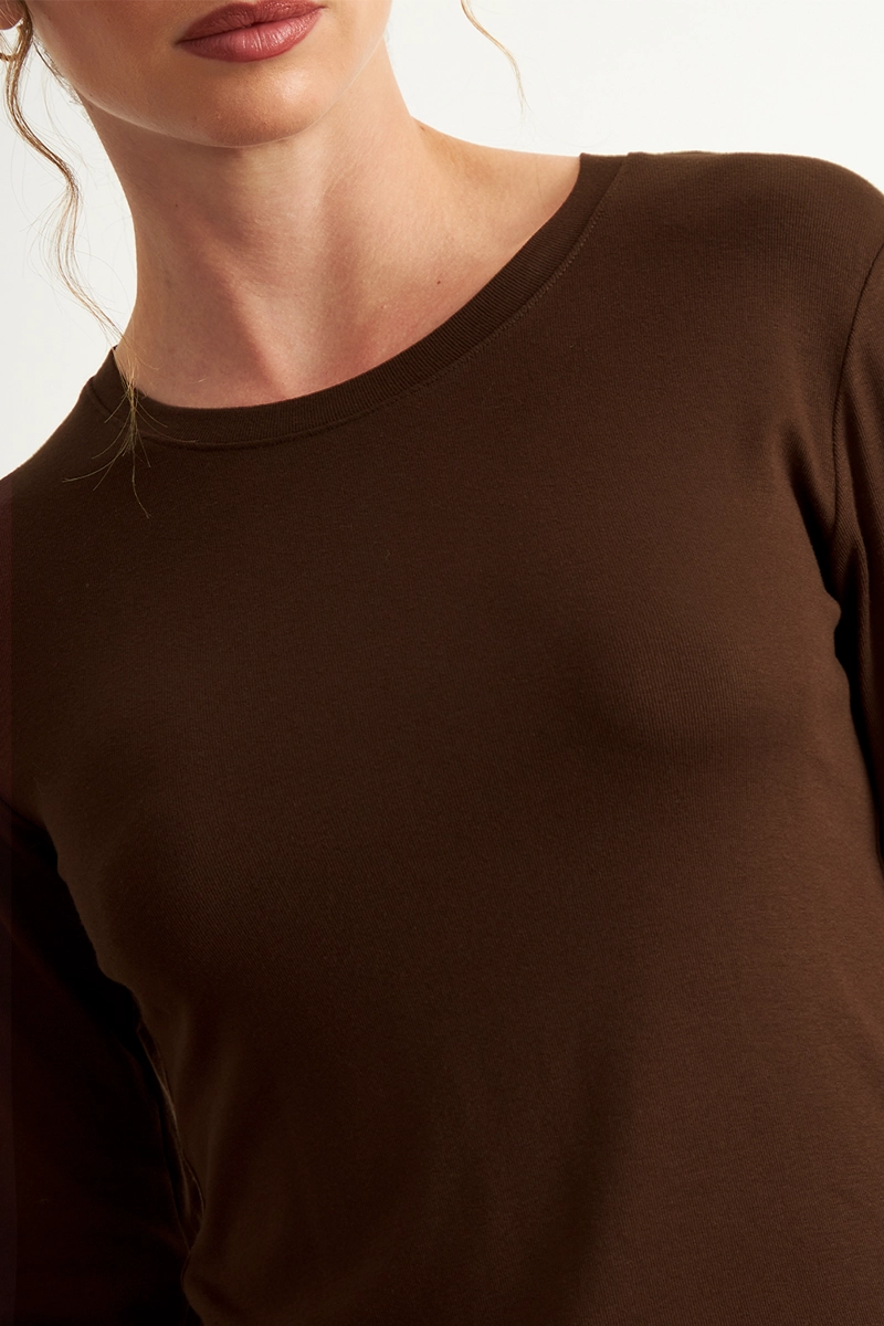 POLERA MANGA LARGA CUELLO REDONDO CAFE  NICOPOLY - 6