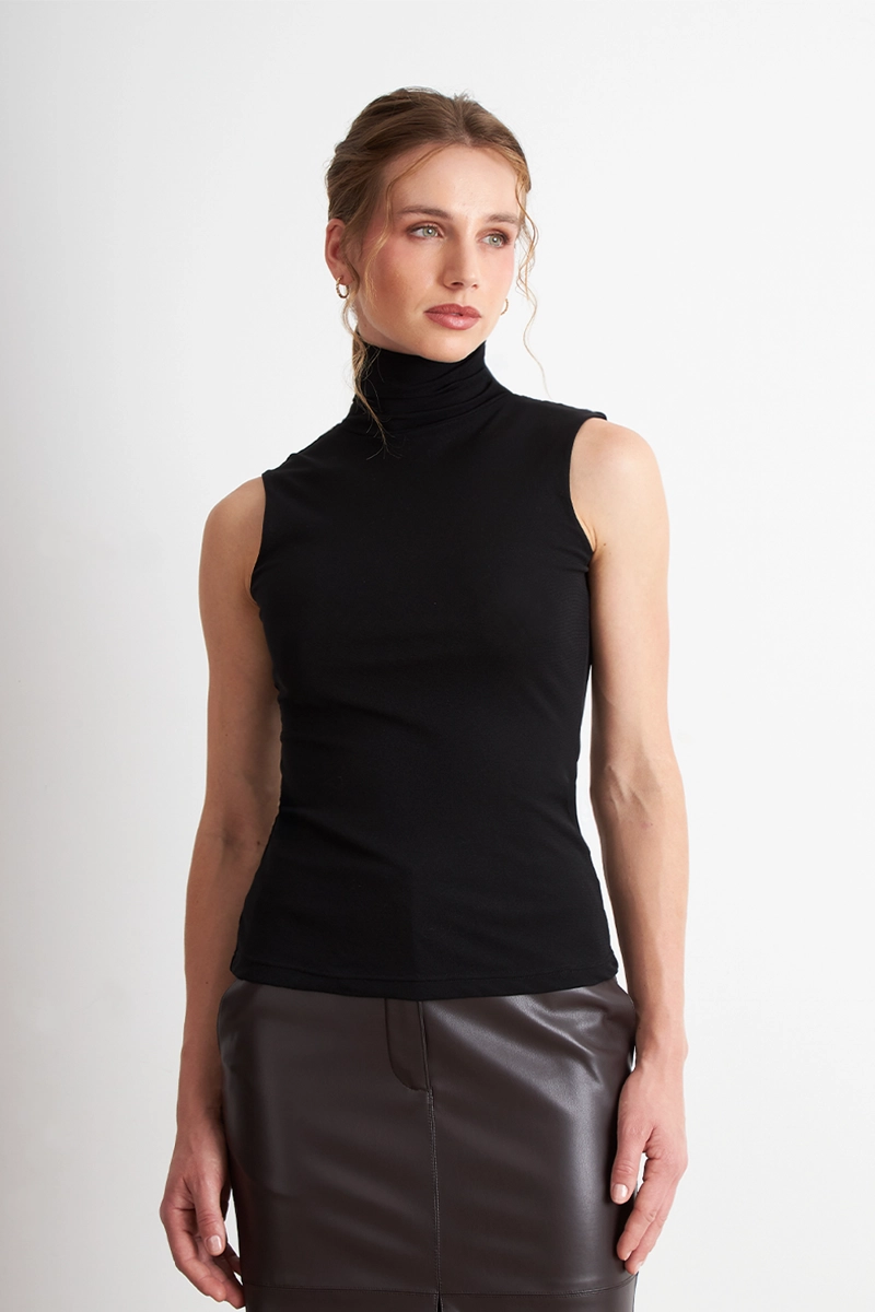 POLERA MALLA CUELLO ALTO NEGRO NICOPOLY - 5