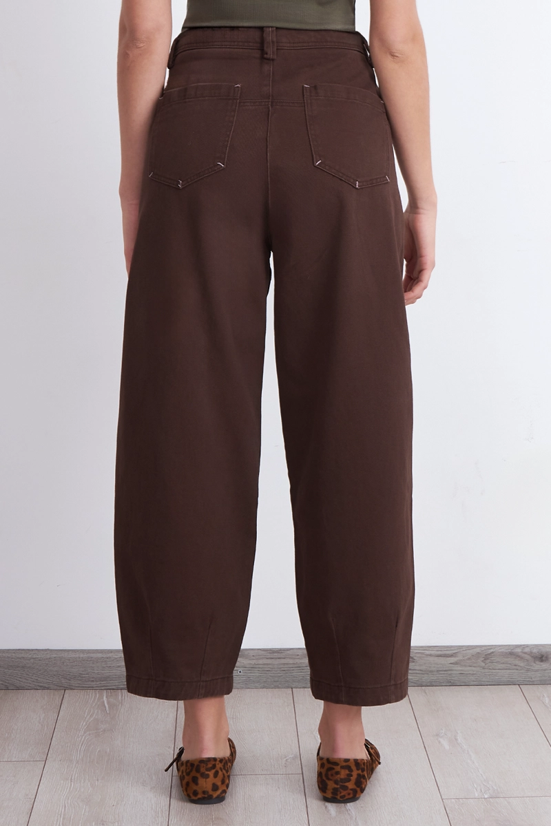 JEANS CORTE BARREL CAFE NICOPOLY - 4