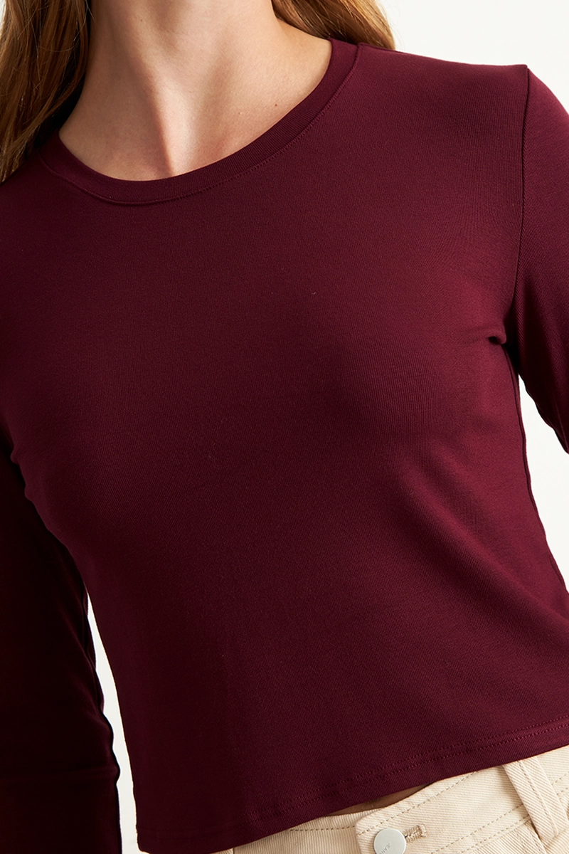 POLERA MANGA LARGA CROP BURDEO NICOPOLY - 6